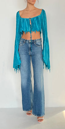 Rococo Sand | Wide-Neck Long-Sleeve Top | Blue