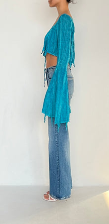 Rococo Sand | Wide-Neck Long-Sleeve Top | Blue