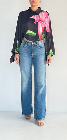Rococo Sand | Bryn Crop Top | Black