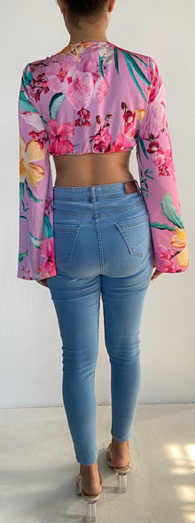Rococo Sand | Full-Sleeve Crop Top | Pink
