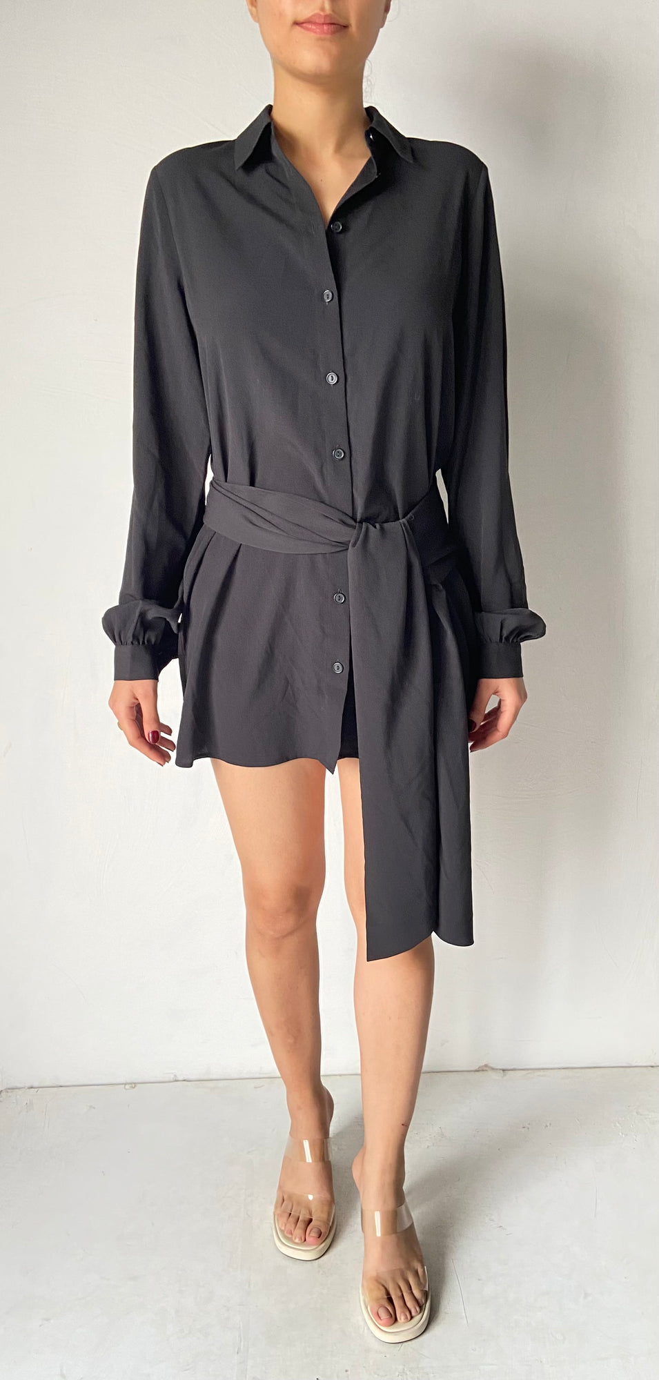 Rococo Sand | Rue Button-Down Collar Short Dress | Black