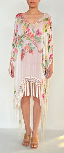 Rococo Sand | Fringes Cape | White