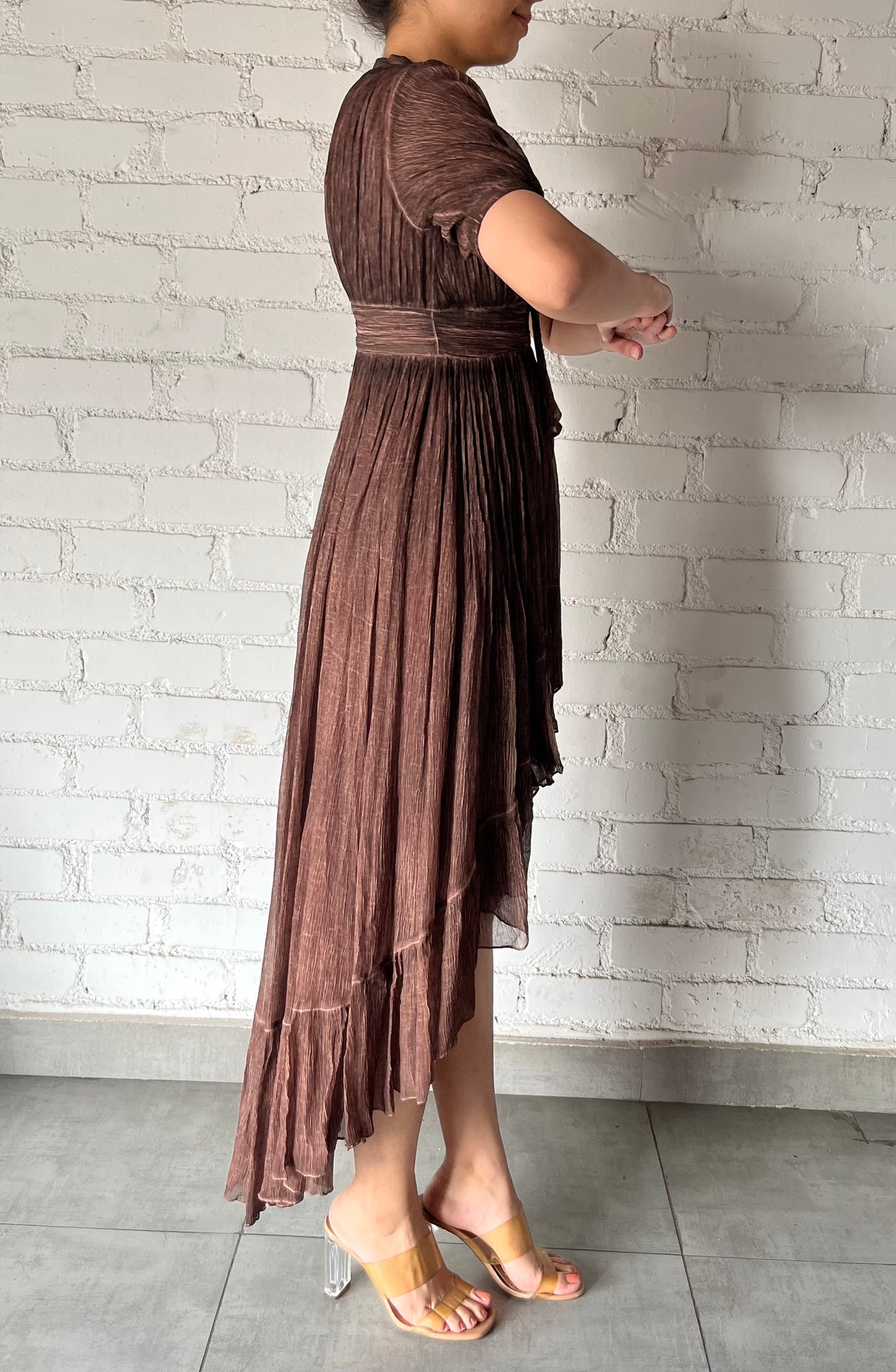 Rococo Sand | Brown Highlow Dress-Neck Tie | Brown