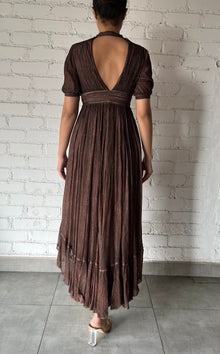 Rococo Sand | Brown Highlow Dress-Neck Tie | Brown