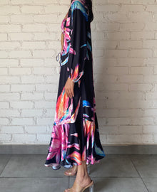 Rococo Sand | Margo Cape | Multicolor
