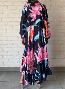 Rococo Sand | Margo Cape | Multicolor