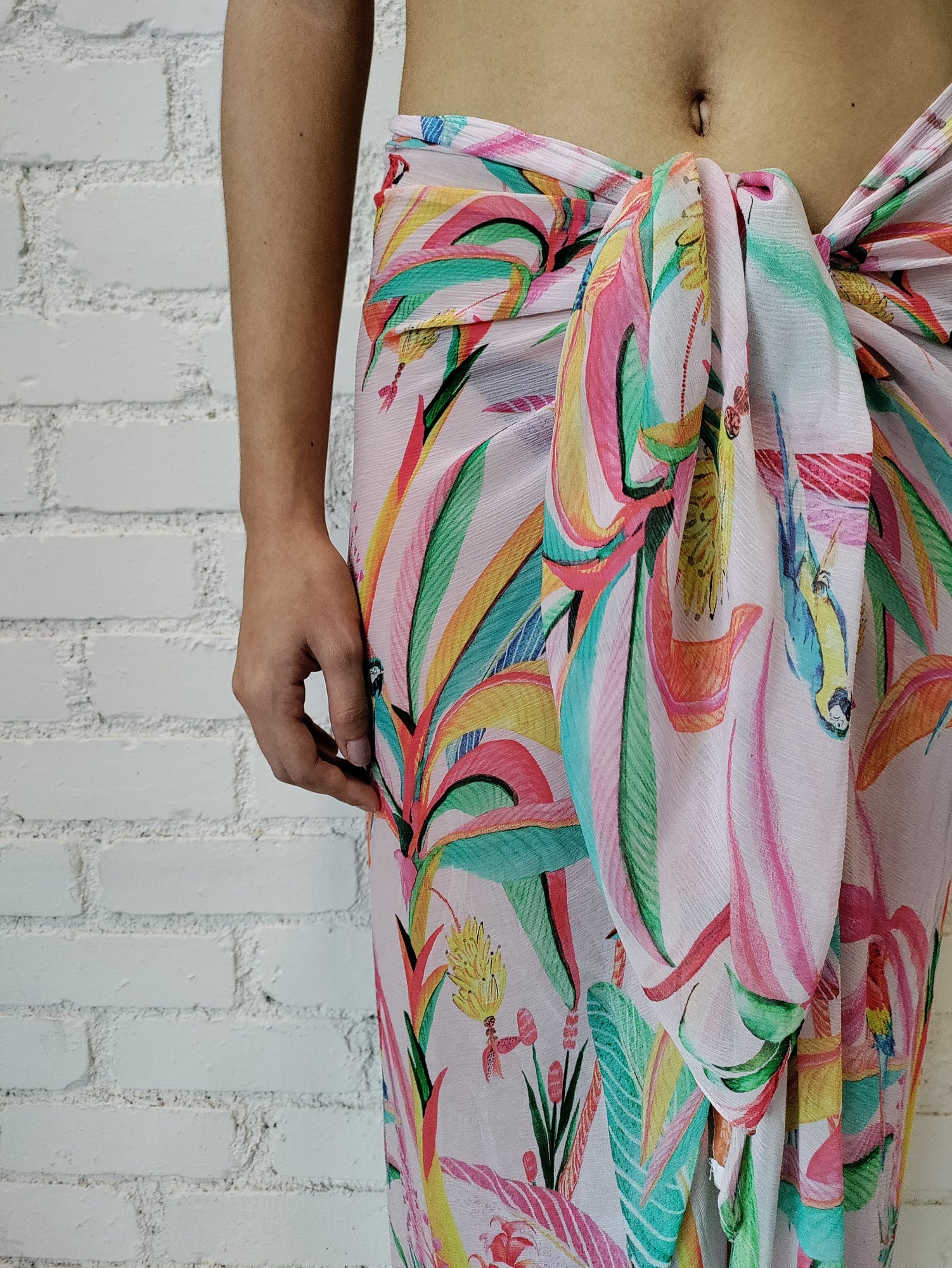 Rococo Sand | Rio Sarong | Multicolor