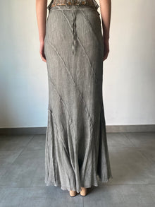 Rococo Sand | River Long Skirt | Grey