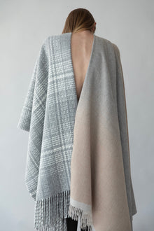 Rustic Plaid Throw | Grey Ivory