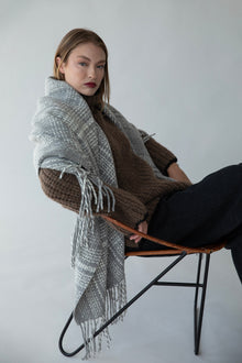 Rustic Plaid Throw | Grey Ivory