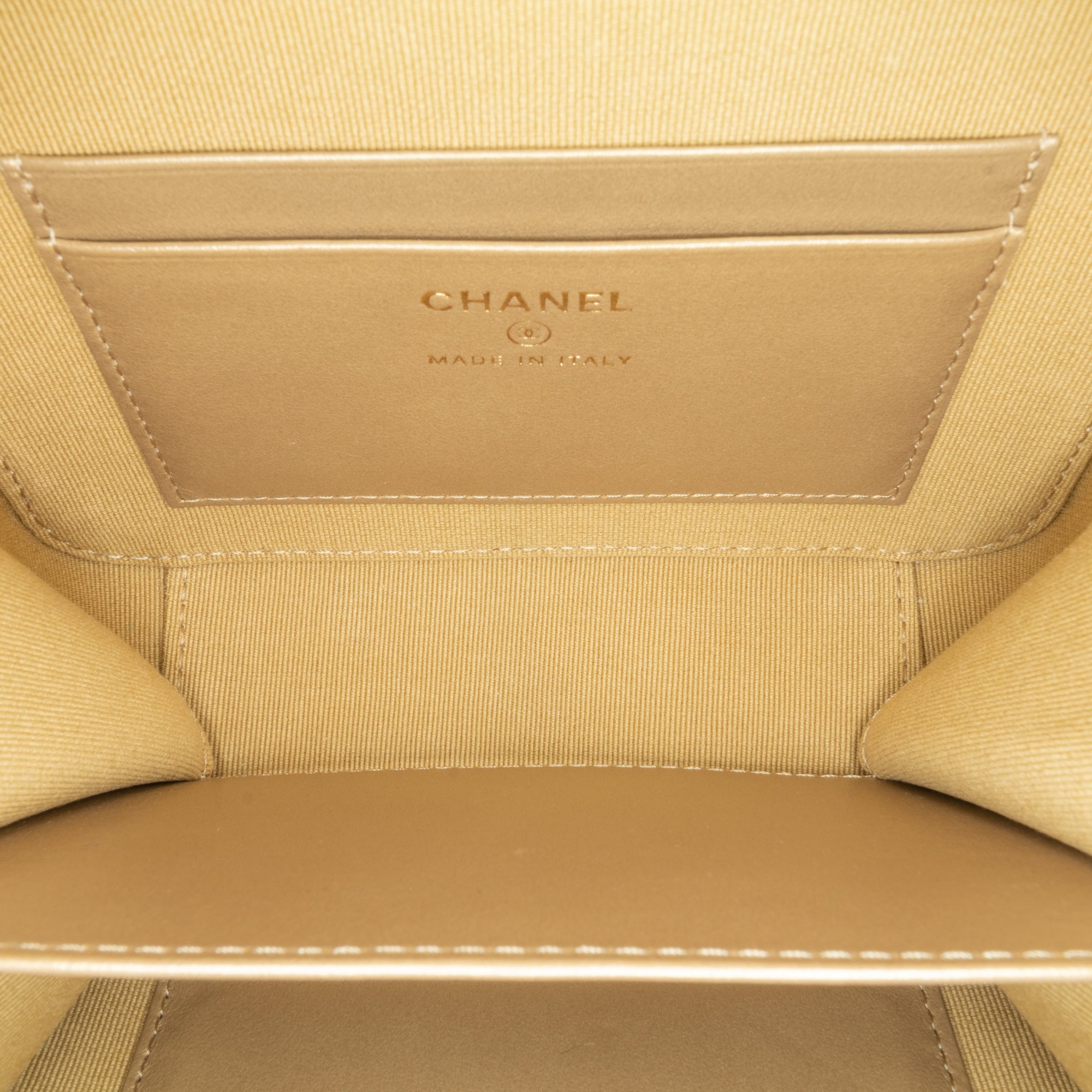 Chanel | Pre-Owned CC Quilted Lambskin Pearl Crush Camera Bag | Orange/Peach