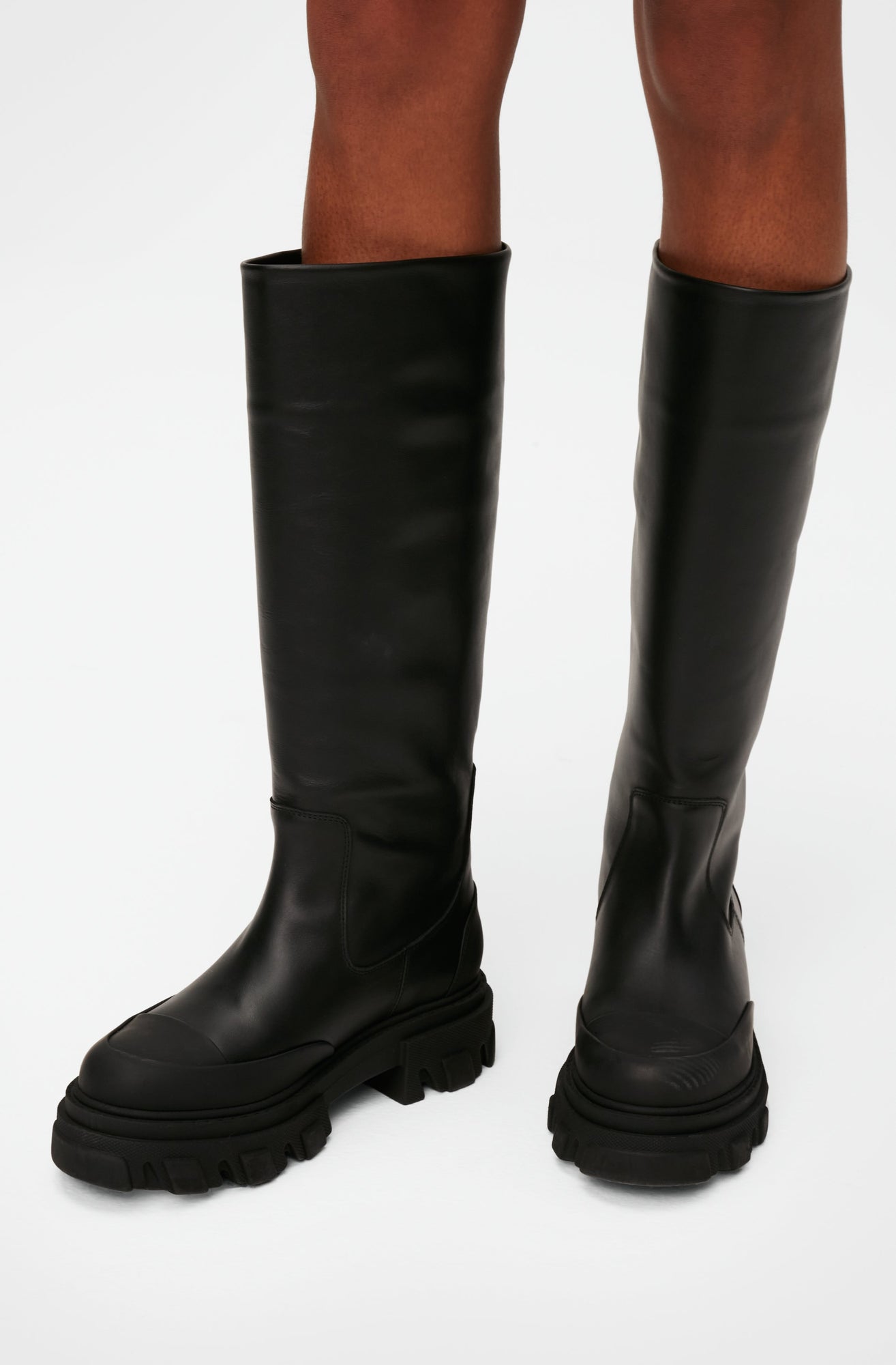 Cleated High Tubular Boot | Black