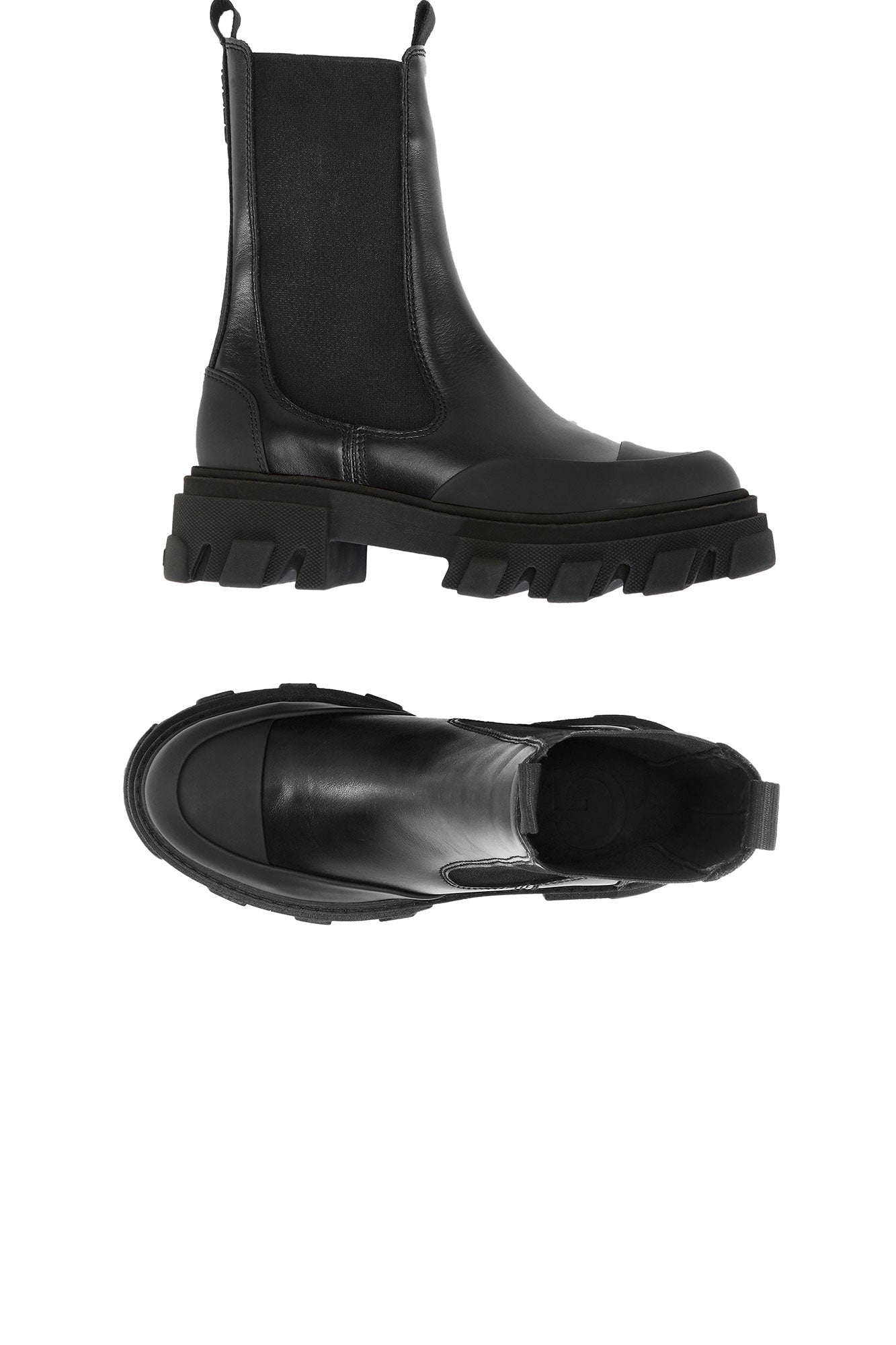 Low Chelsea Boots | Black