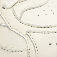 Wave 70 Leather Sneaker | White