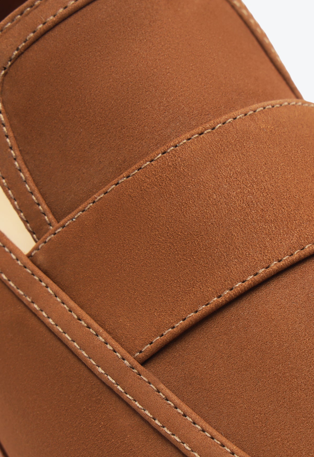 Maurice Nubuck Flat | Caramel