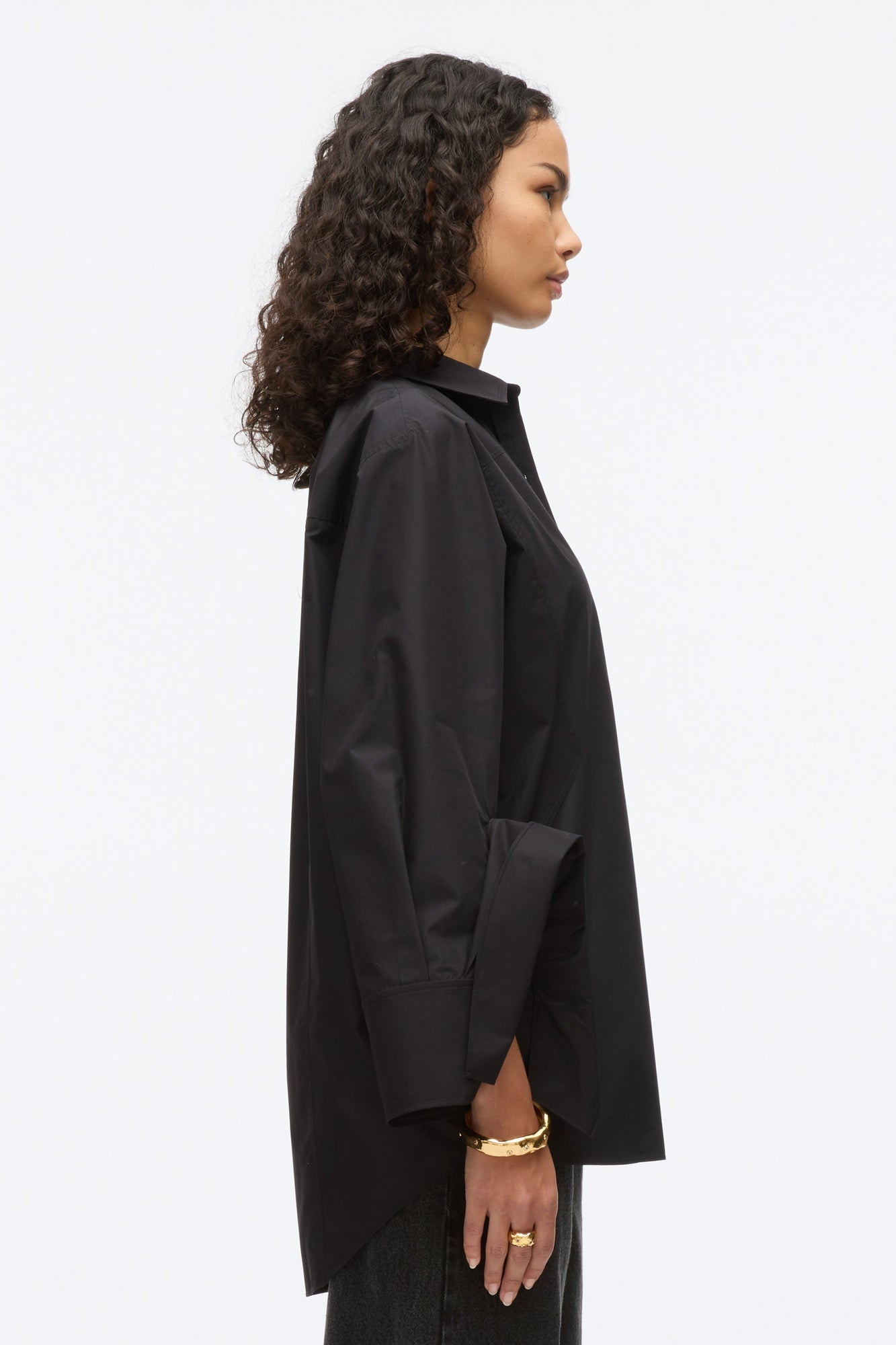Oversize Shirt with Cascade Cuff | Black