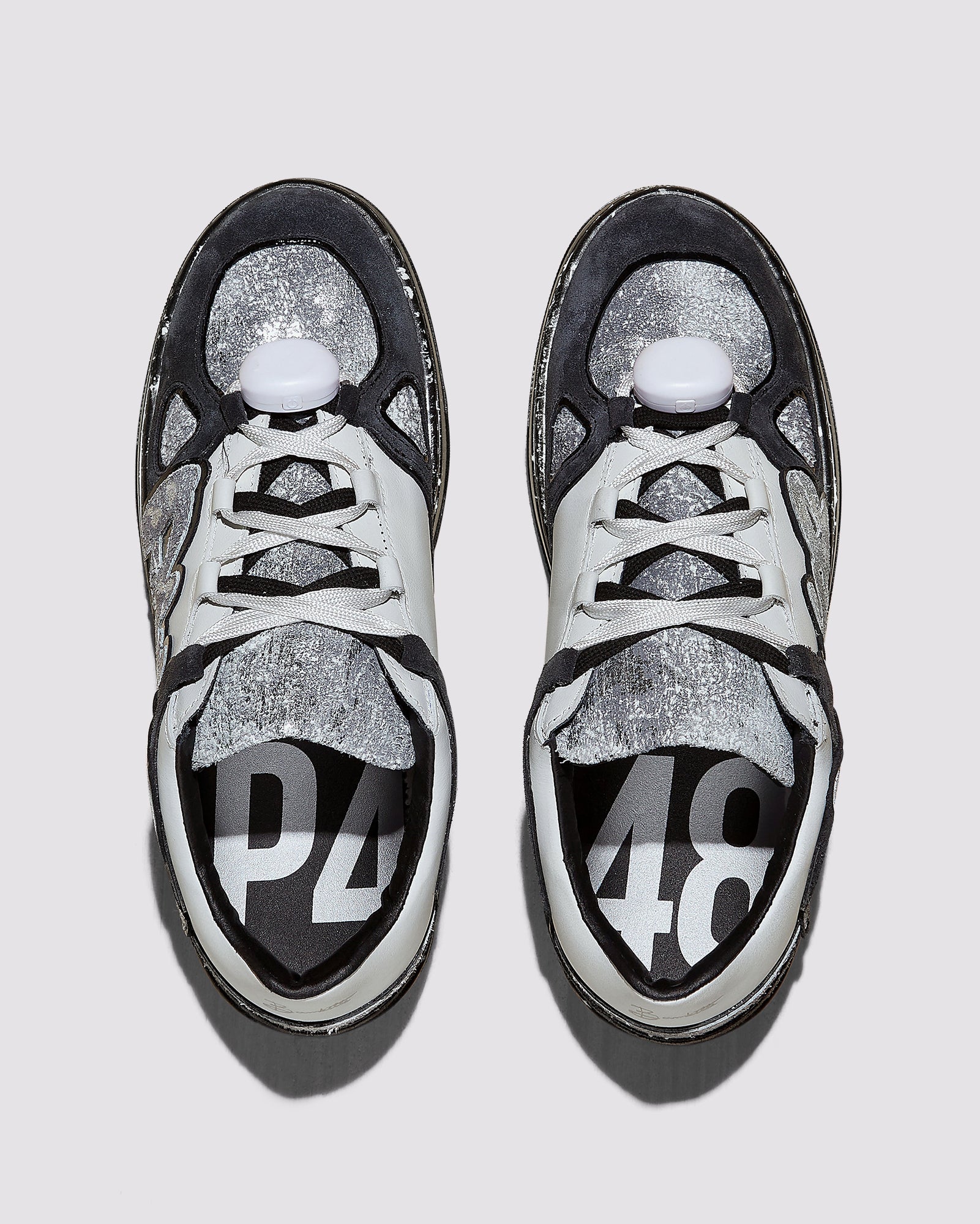 Women | George Stella Sneaker | Black/White