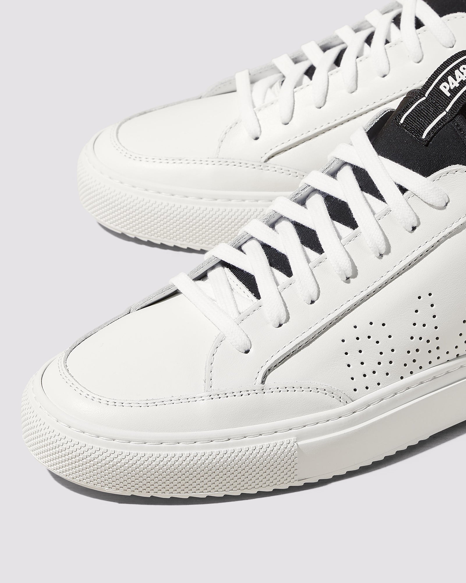 Men | Sohosocks White Sneaker | White