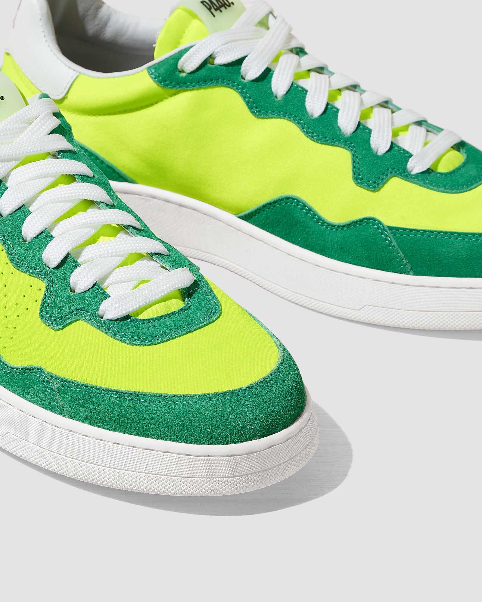 Unisex | Vert Magnetic Sneaker | Yellow