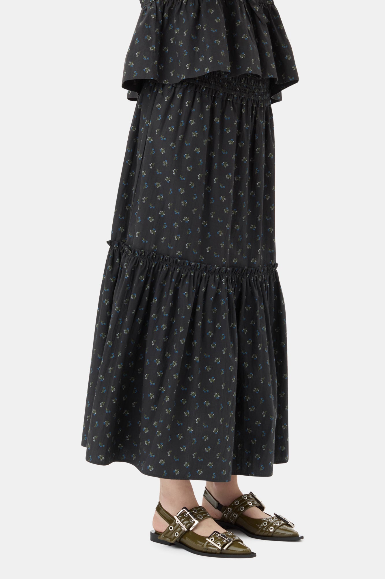 Feminine Buckle Ballerina Naplack | Military Olive