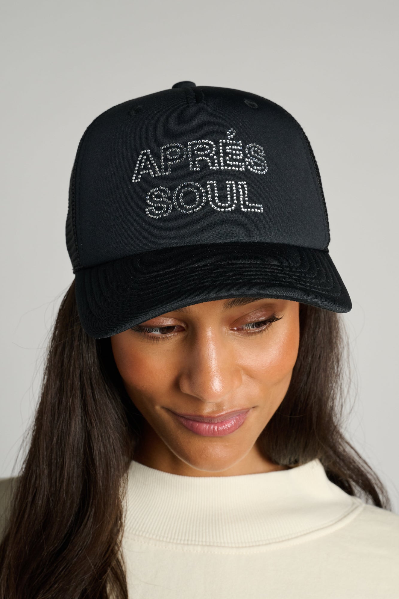 Soul by SoulCycle | Apres Soul Rhinestone Trucker | Black