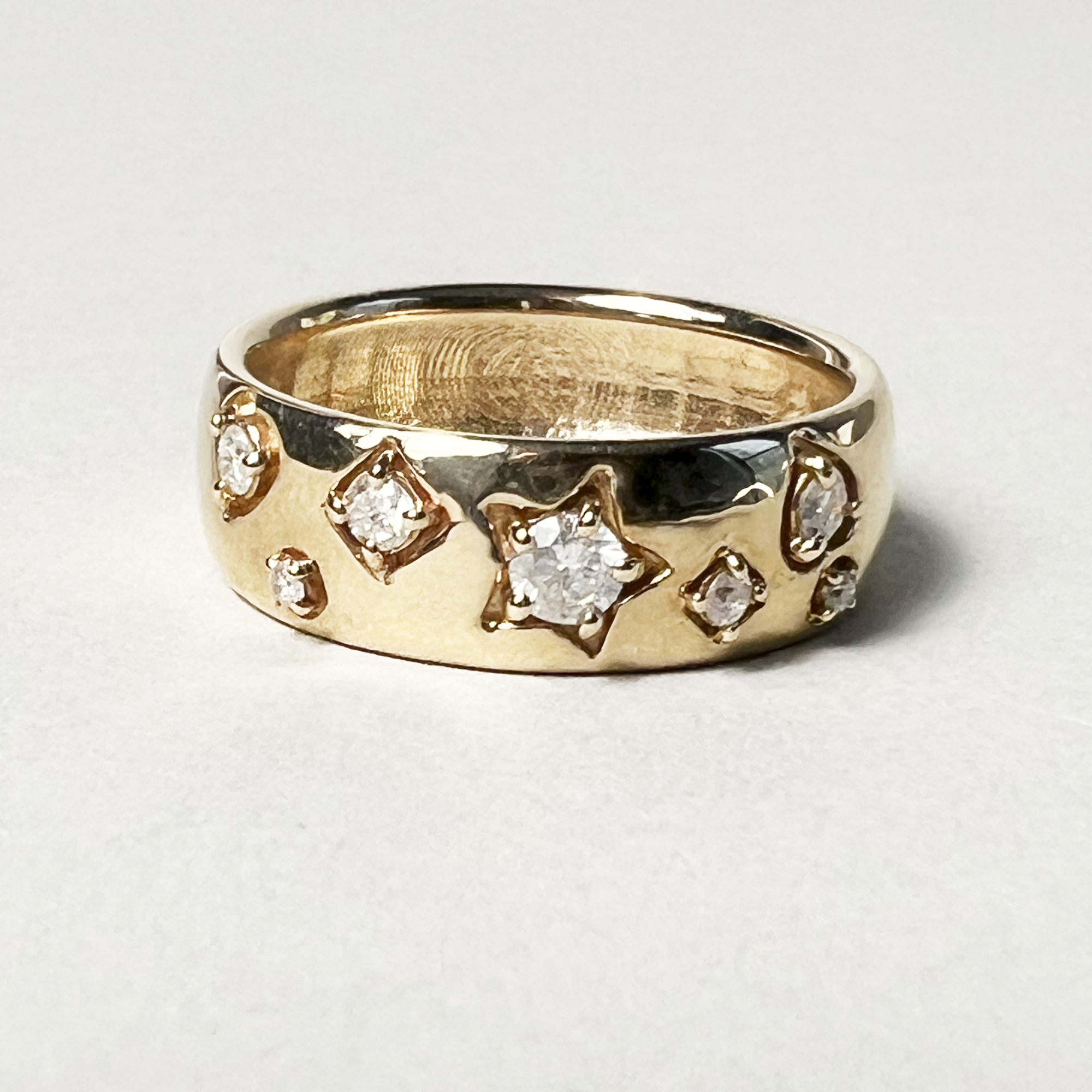 Starbright Diamond Band | 10K Yellow Gold | White Diamond