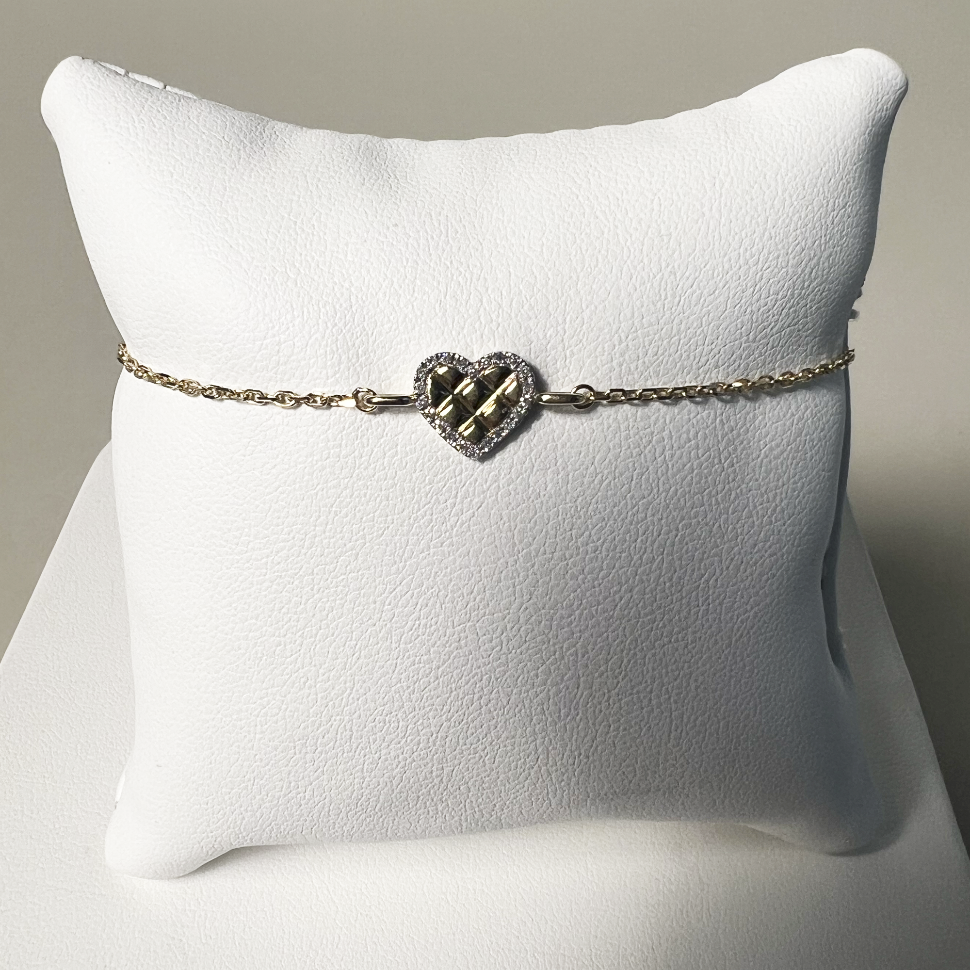 Puff Puff Pave Heart Bracelet | 14K Yellow Gold | 0.06 CTW (Approx) White Diamond