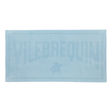 Solid Towel Towel | Source