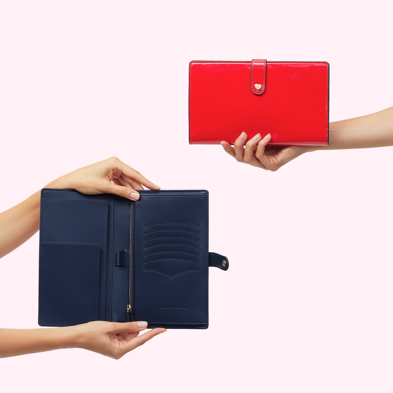 Travel Wallet | Apple