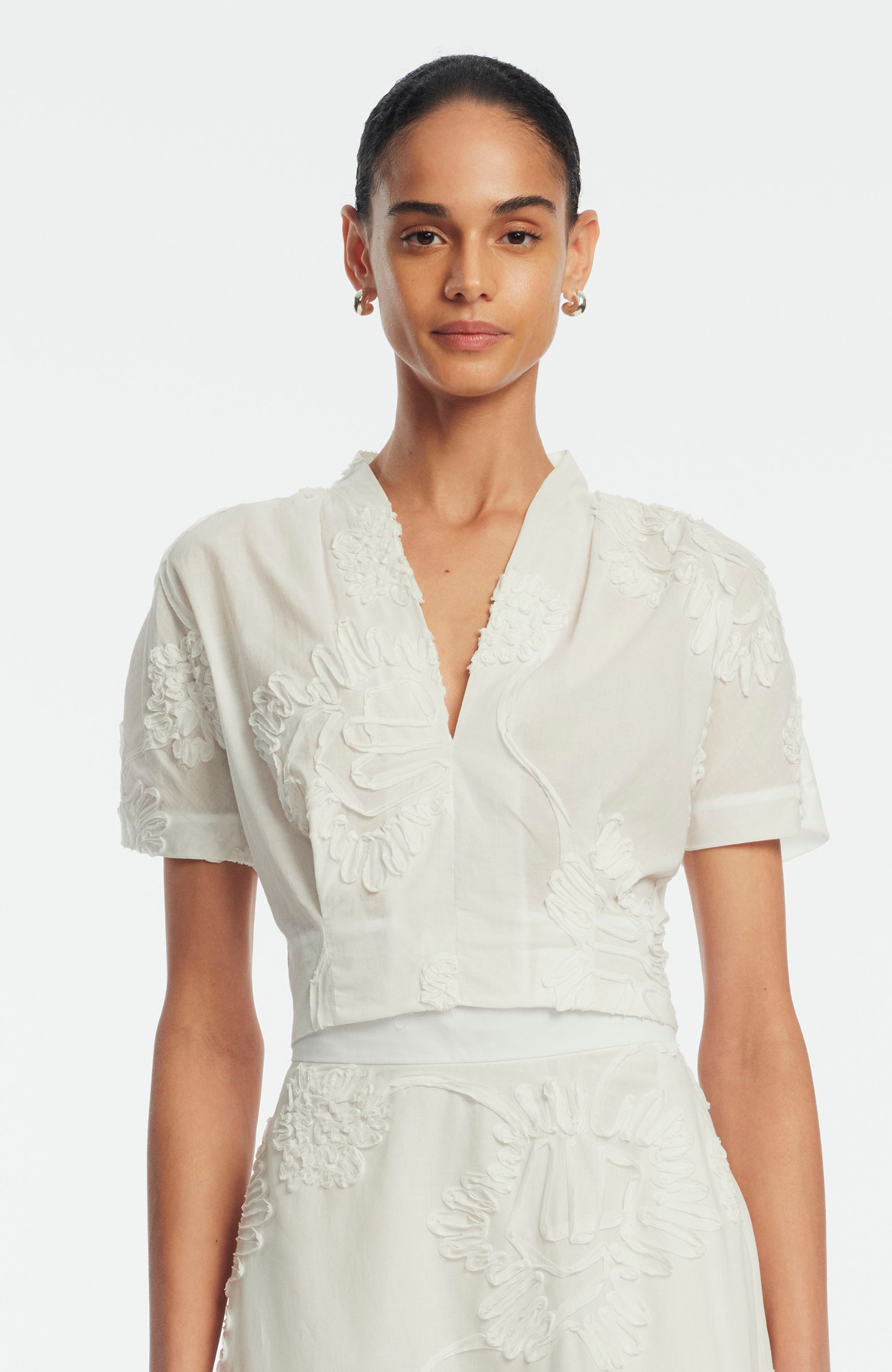 Ribbon Embroidered Cotton V-Neck Top | White