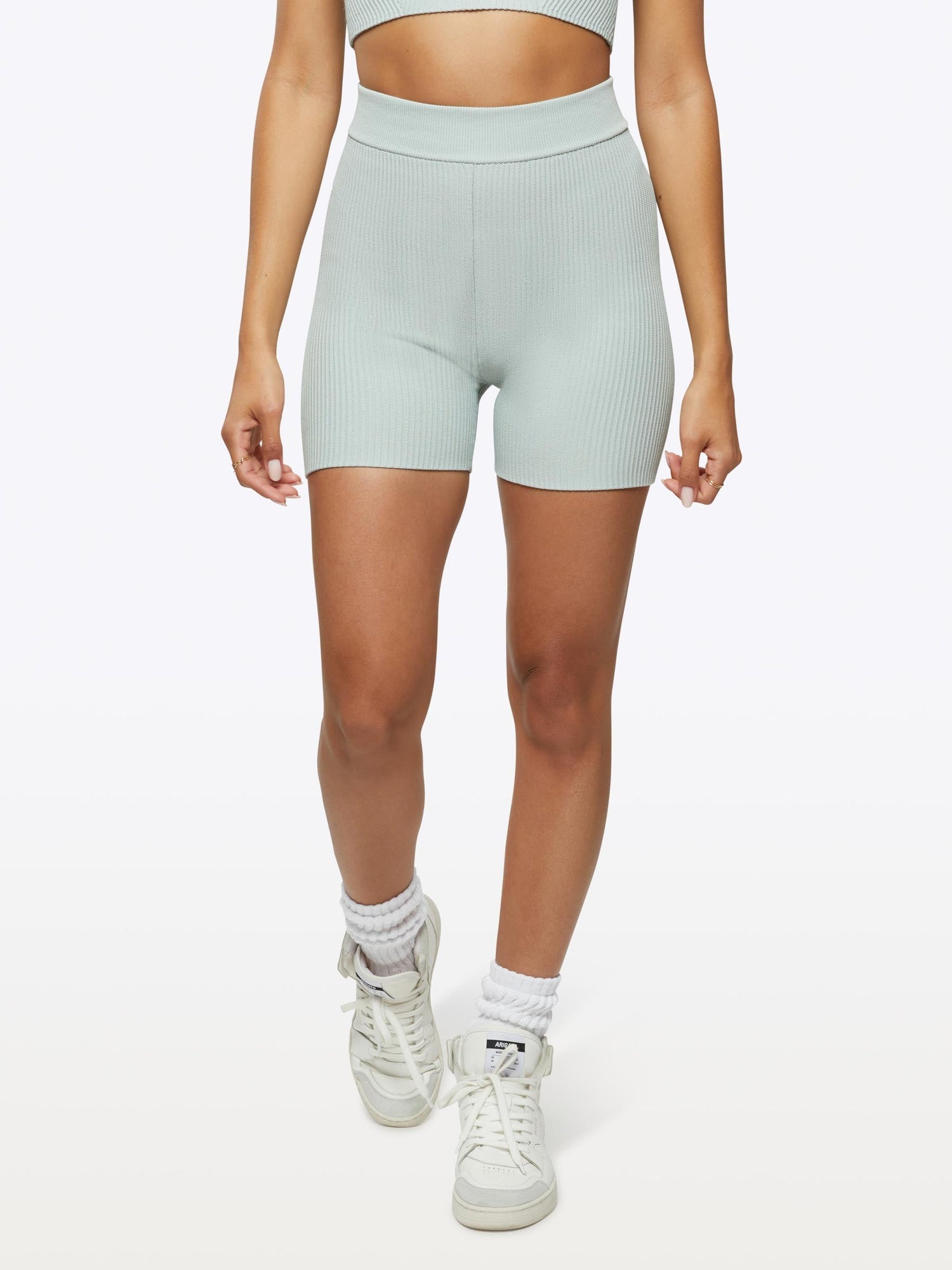 [info]--Leidy is 5'6 and wears a size XS