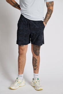 Men | Ten Thousand | Interval Short | Black Camo