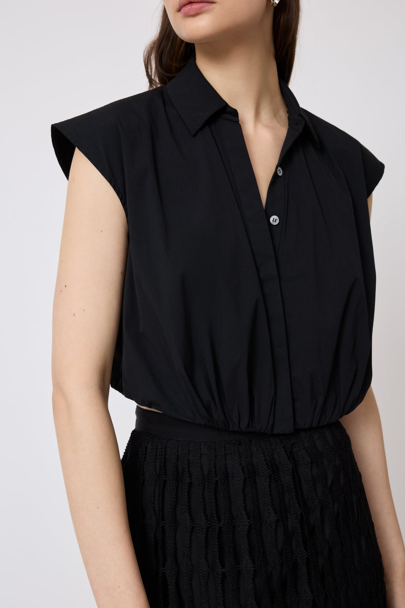 Cotton Poplin Sleeveless Shirt | Black
