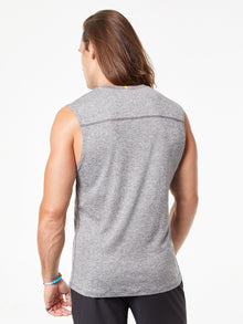 Men | Yellow by SoulCycle | Breeze Seamless Tank Heather Grey | Heather Grey