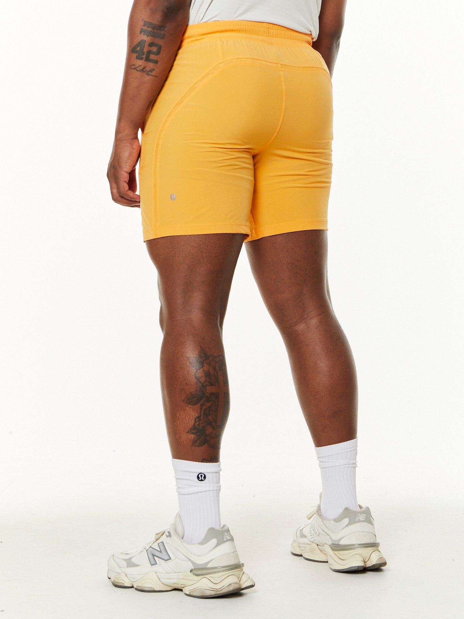 Lululemon | 7" Pace Breaker Short 'BARN' | Mango Dream