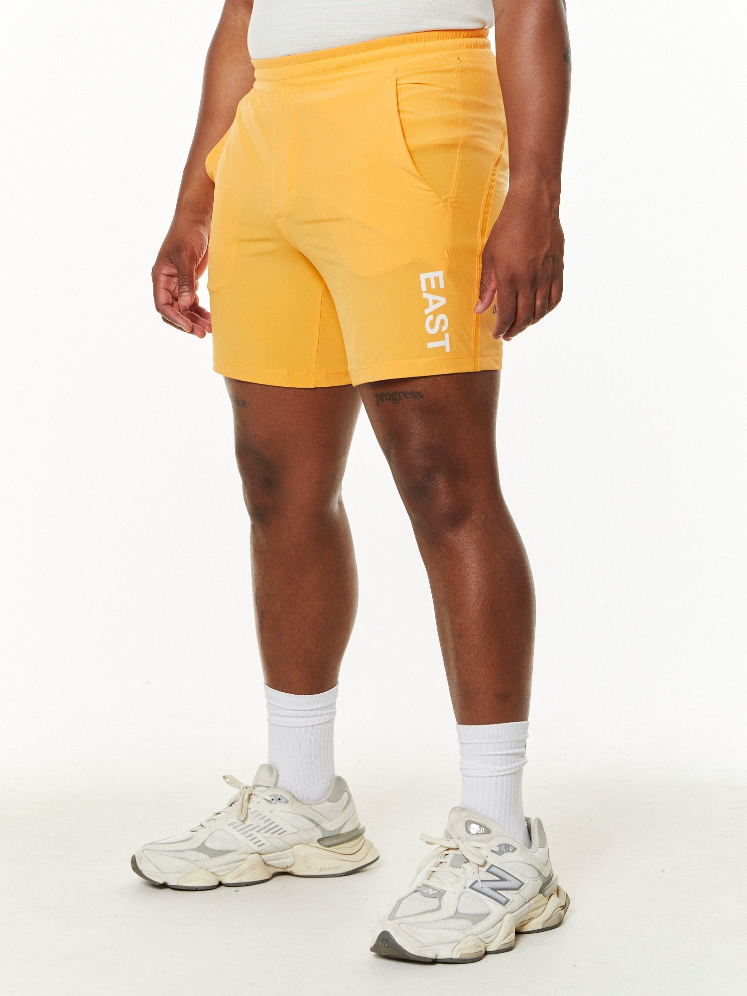 Lululemon | 7" Pace Breaker Short 'EAST' | Mango Dream