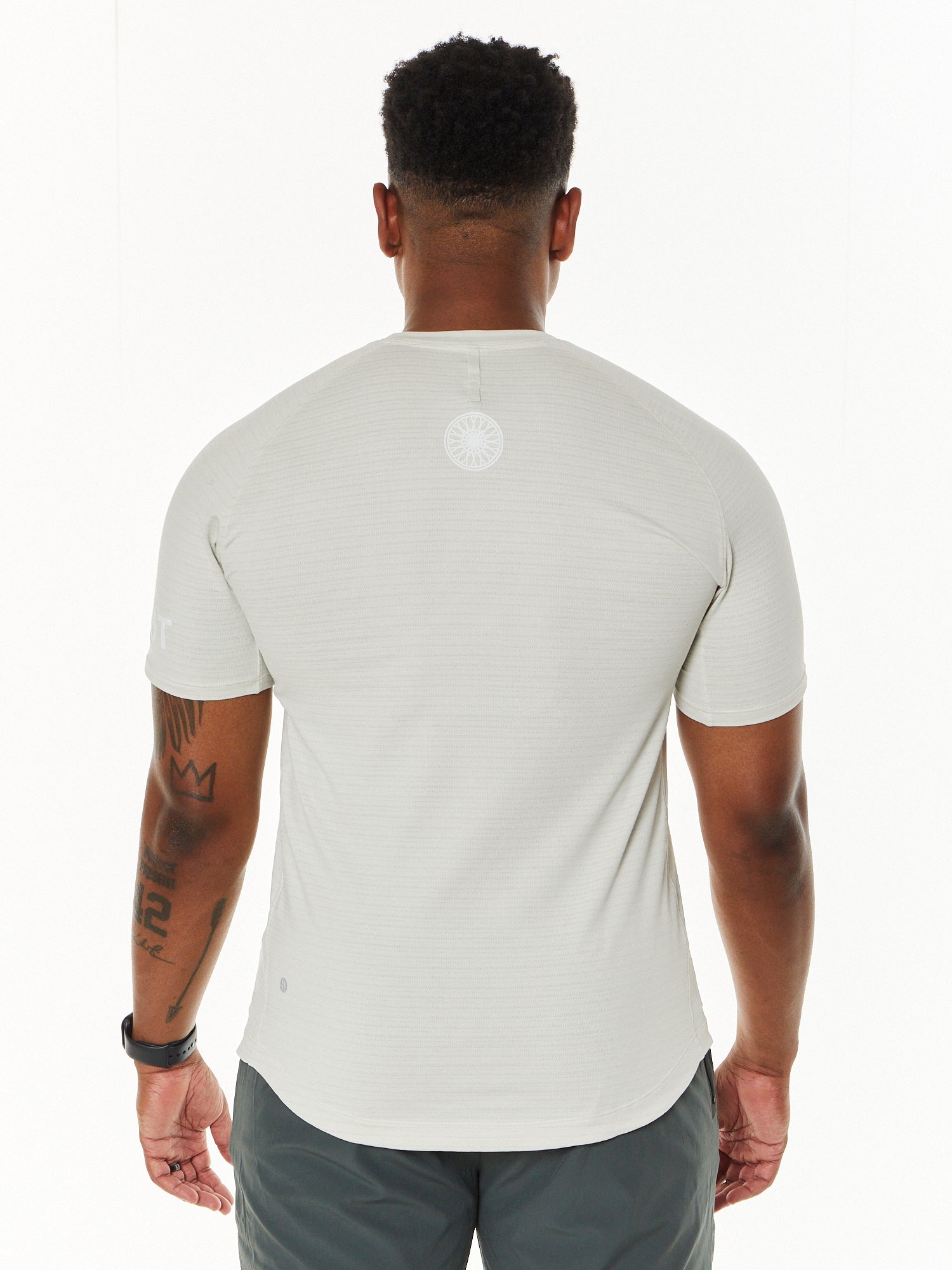 Lululemon | License to Train Short-Sleeve Shirt 'EAST' | Bone