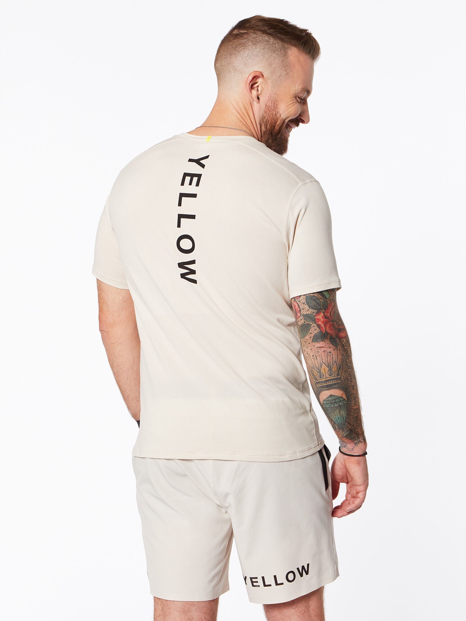 Men | Yellow by SoulCycle | Breeze Seamless Tee Khaki | Khaki