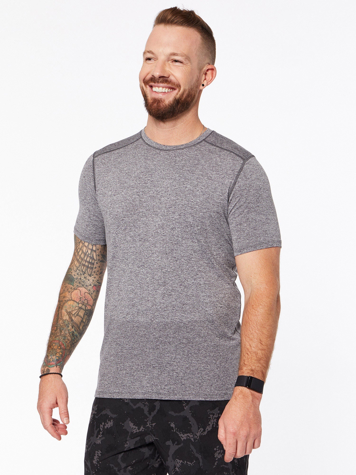 Men | Yellow by SoulCycle | Breeze Seamless Tee Heather Grey | Heather Grey