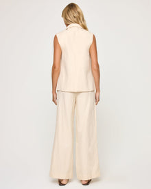 Flax | Model: Lura (size: S)