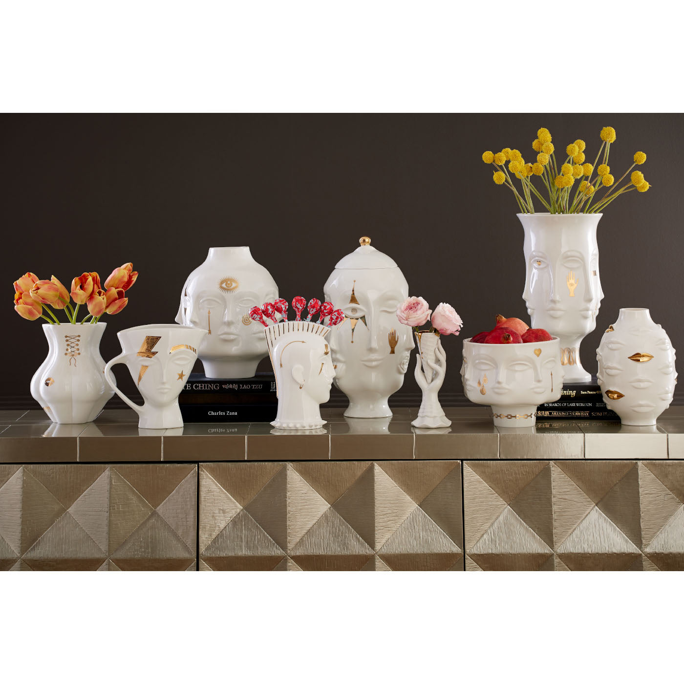 Gilded Frida Urn | White/Gold