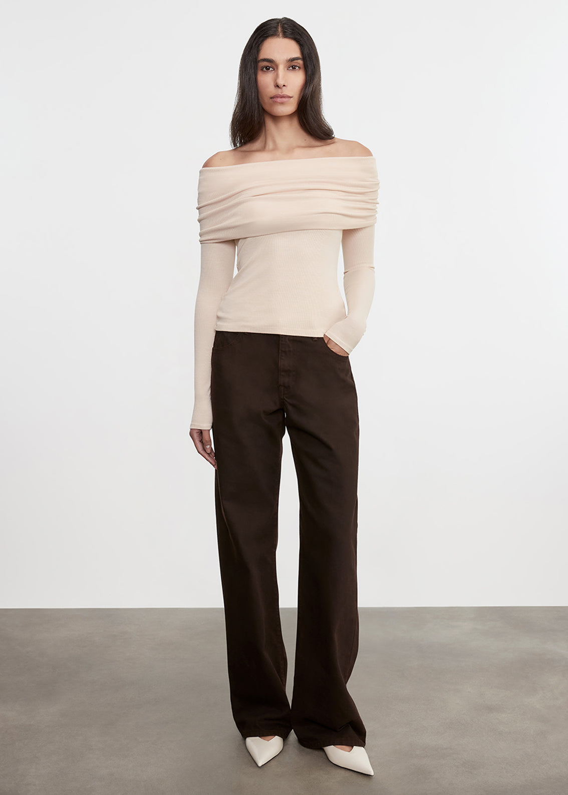 Silk Rib L/S Off-Shoulder Top | Fawn