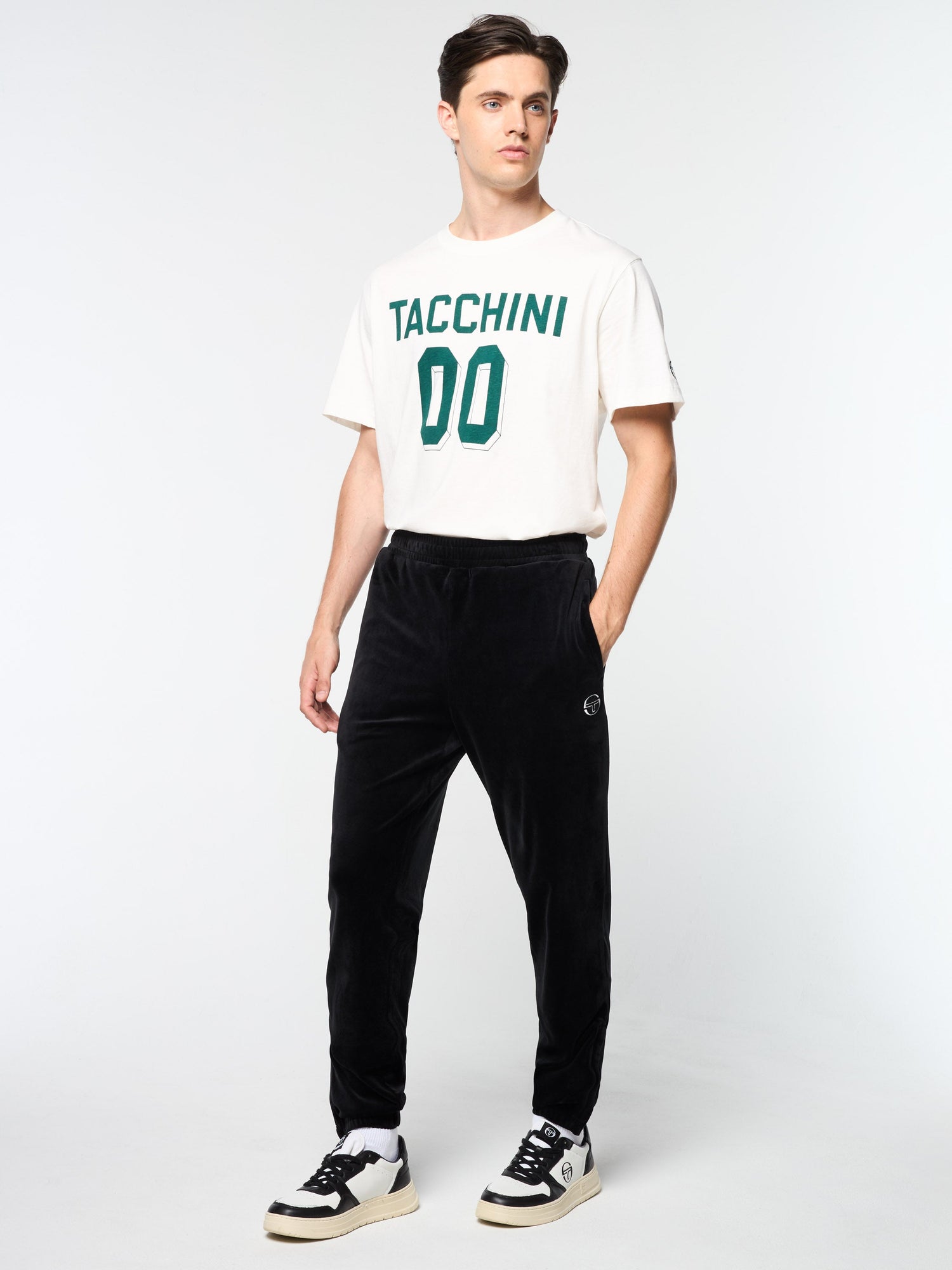 Men | Ostuni Velour Track Pant | Black Beauty