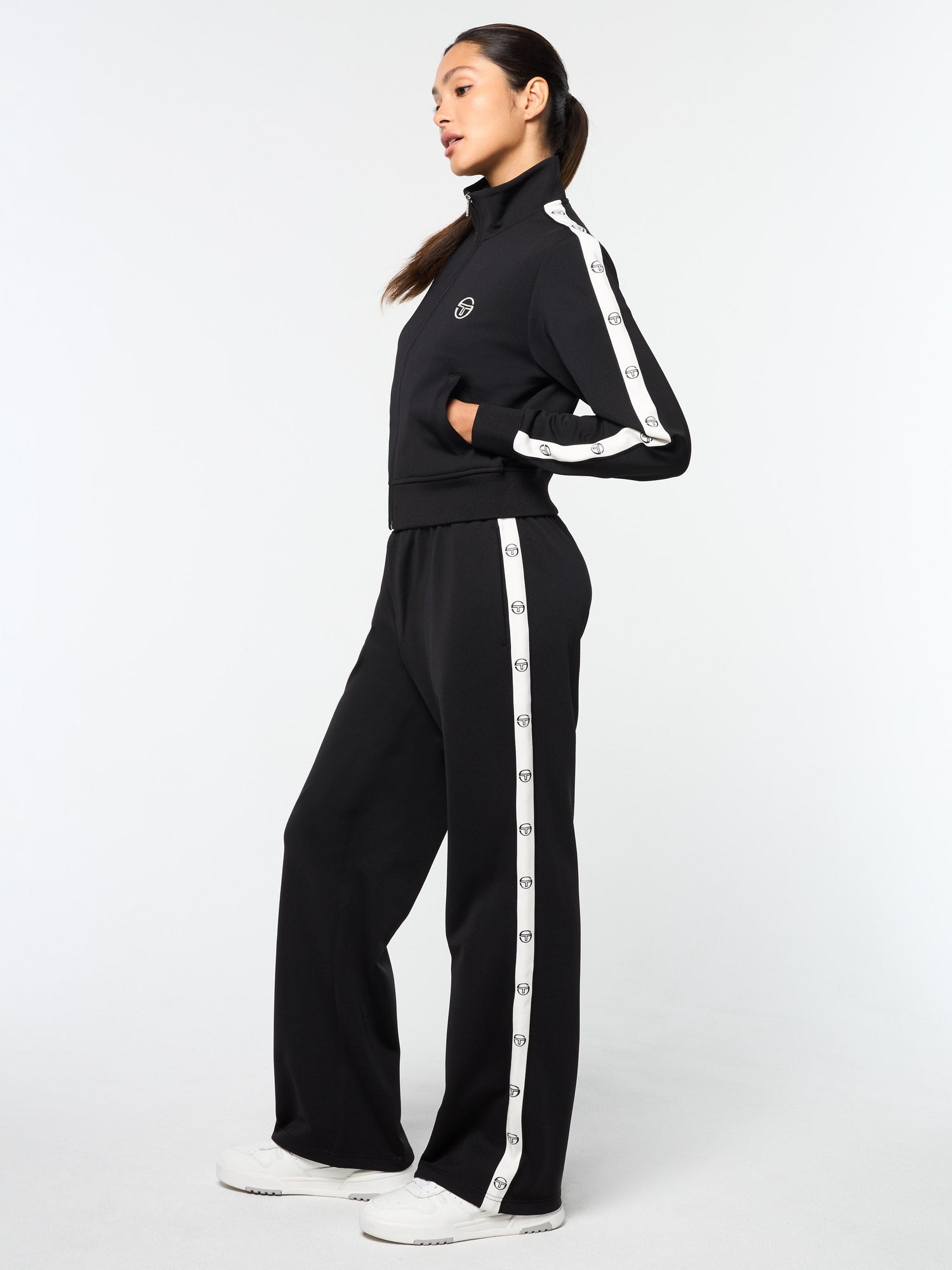 Women | Ardea Cropped Track Jacket | Black Beauty