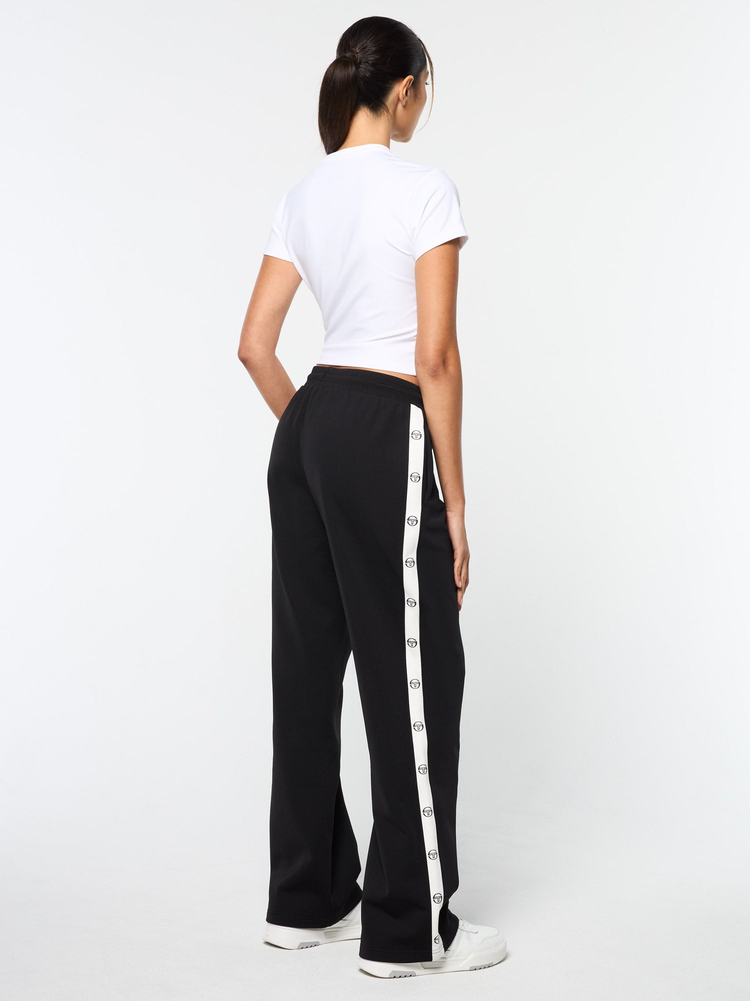 Women | Ardea Straight Leg Track Pant | Black Beauty