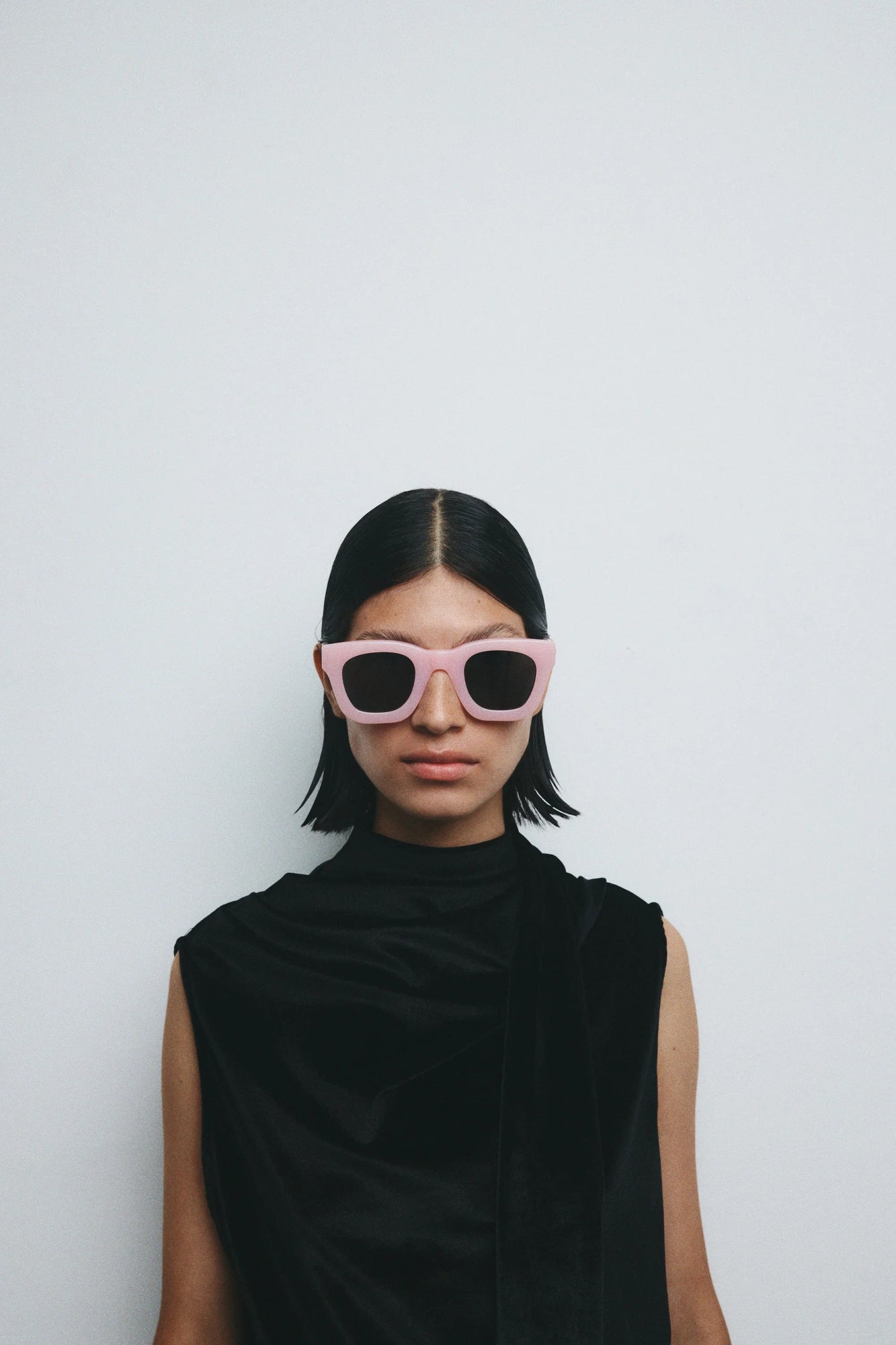 Roadcase | Cameo Pink | Smoke Lenses