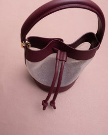 Iris Bucket Bag | Black