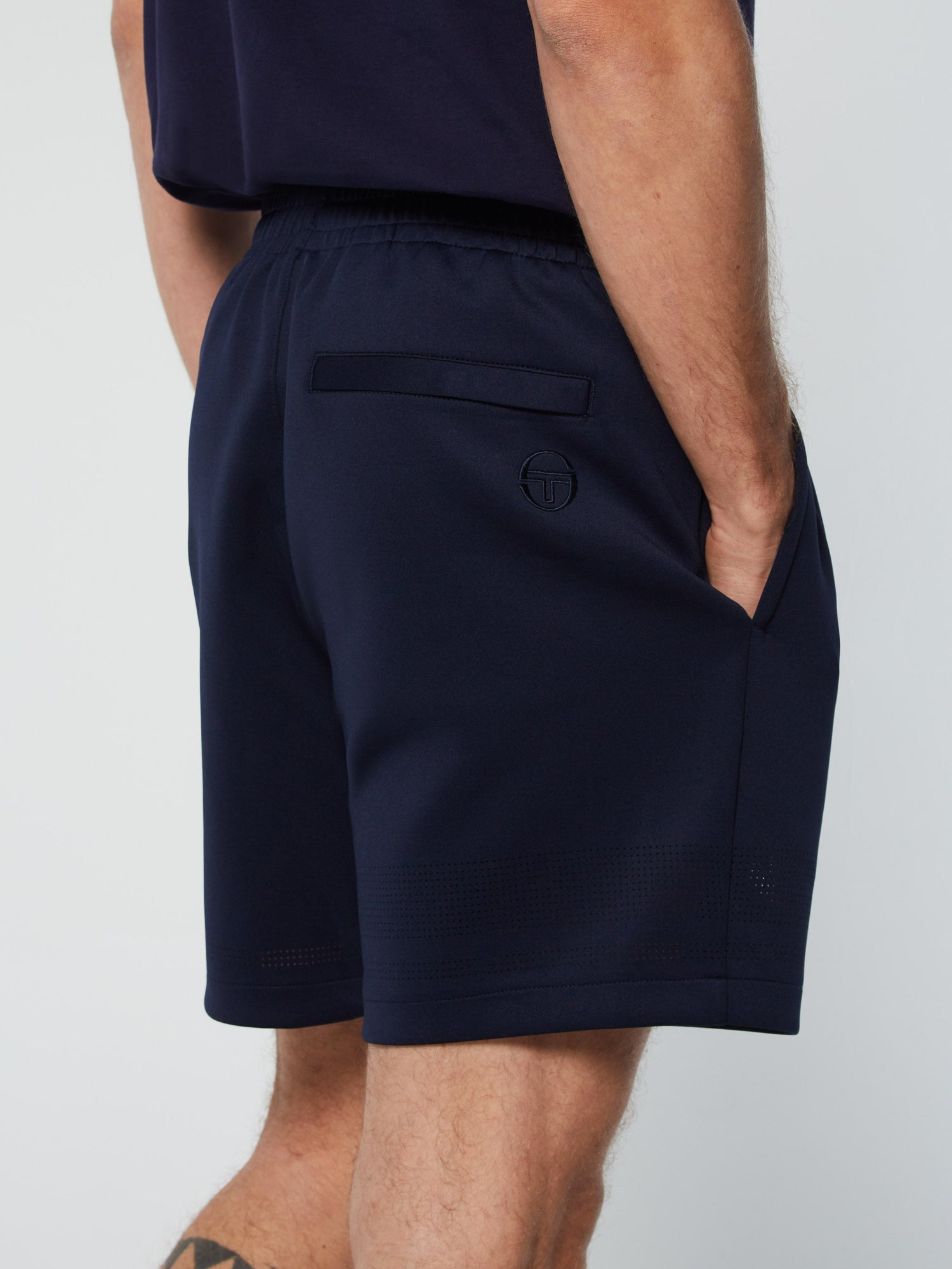 Men | Perforata Short | Maritime Blue