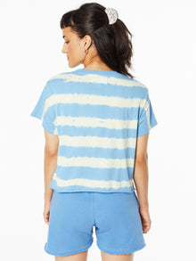 Women | Soul by SoulCycle | Gracie Raw Hem Boyfriend Tee Blue/Yellow | Tie Dye