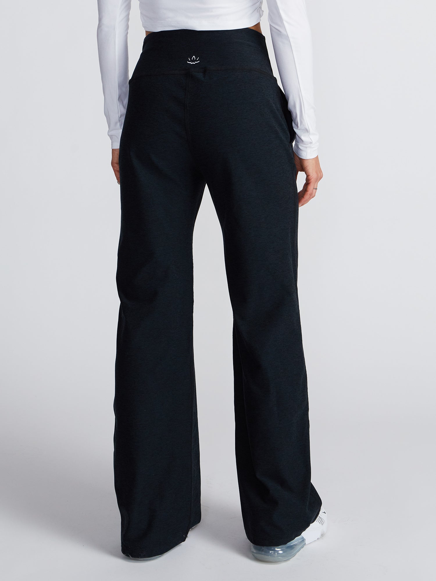 Women | Beyond Yoga | Spacedye Laid Back Pant | Darkest Night